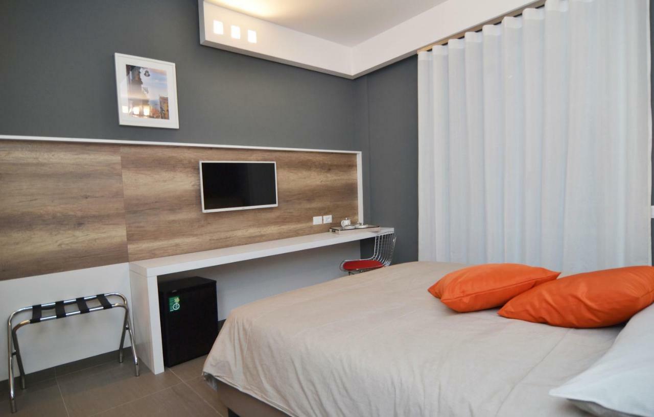 Bed In Centro Panzió Nápoly Kültér fotó