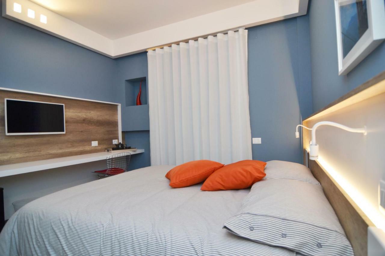 Bed In Centro Panzió Nápoly Kültér fotó